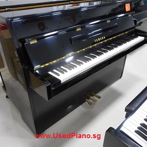 YAMAHA LU90 used piano, black color, used 10+ years